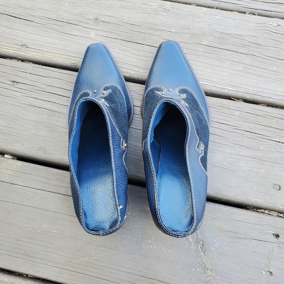 Vintage 70s Western Boho Blue Leather and Suede Heeled Cowgirl Slip-on Mules 8 - Picture 5 of 9